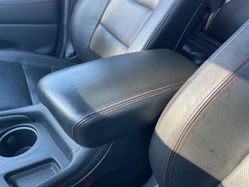 Used 2024 Dodge Durango GT image 14