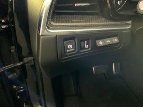 Used 2020 Cadillac XT5 Sportv AWD/4WD image 17