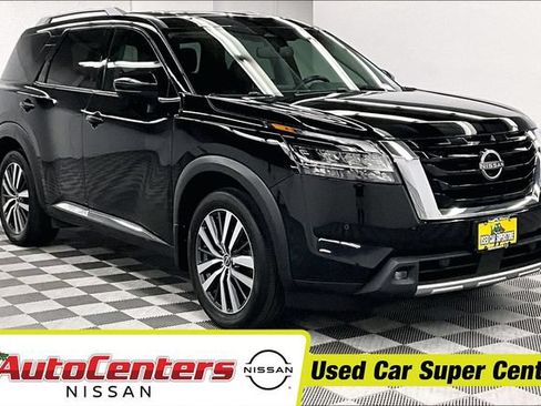 Used 2022 Nissan Pathfinder Platinum AWD/4WD image 1