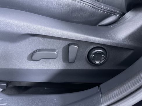 Used 2023 Subaru Outback Limited XT image 13