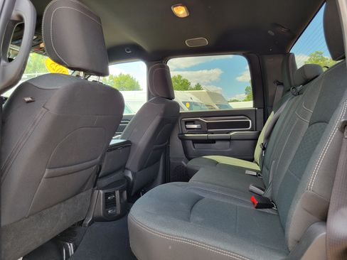 Used 2025 RAM 2500 Big Horn AWD/4WD image 18