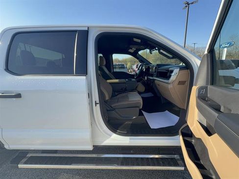 Certified 2025 Ford F250 XLT AWD/4WD image 23