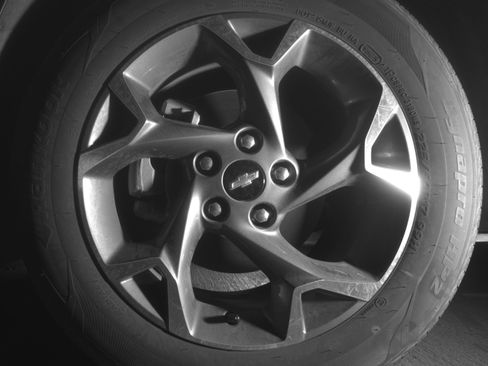 Used 2025 Chevrolet Trax LT w/ LT Convenience Package image 12