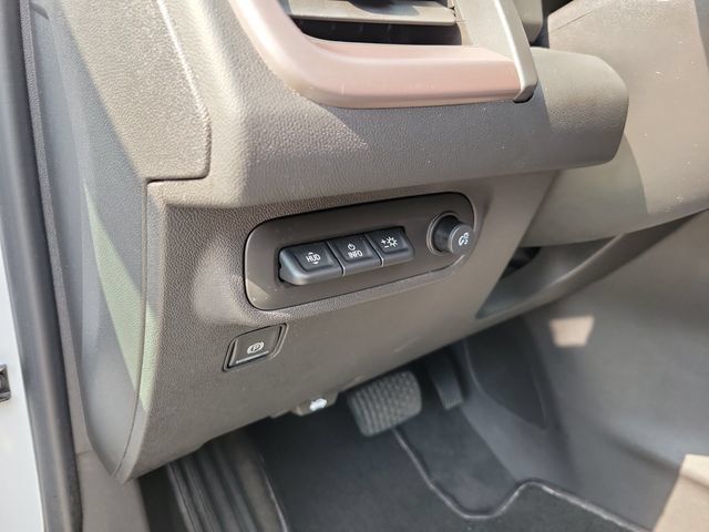 Used 2022 GMC Terrain AT4 w/ Tech Package AWD/4WD image 18