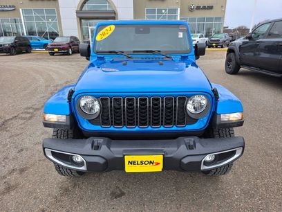 Used 2024 Jeep Gladiator Sport