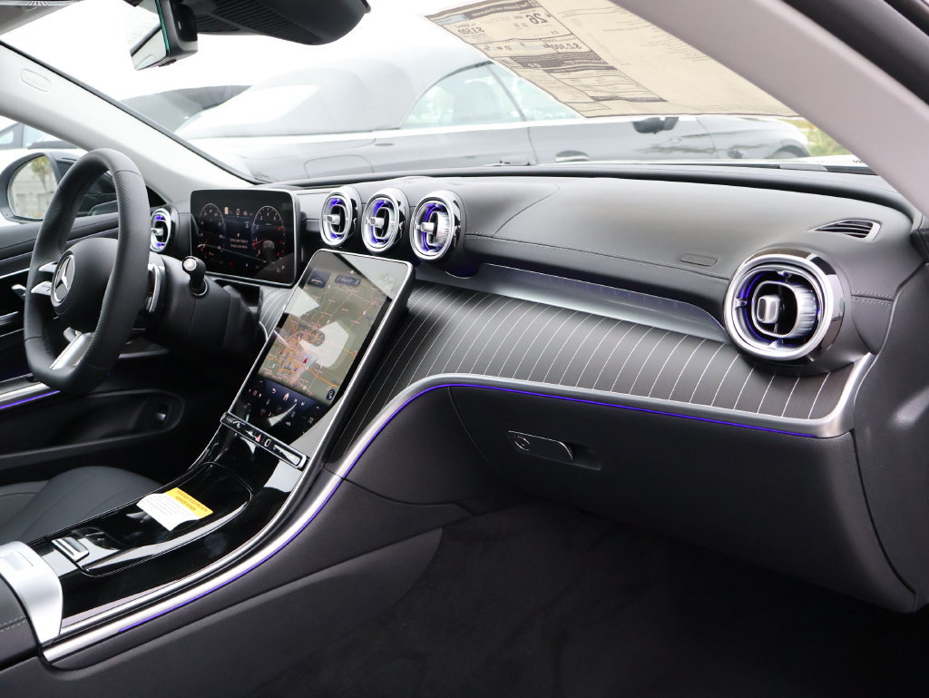 New 2027 Mercedes-Benz CLE 450 4MATIC Coupe image 9