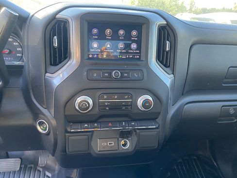 Used 2024 GMC Sierra 1500 Pro w/ Trailering Package image 15