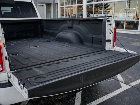 Used 2018 RAM 3500 Laramie Longhorn image 13