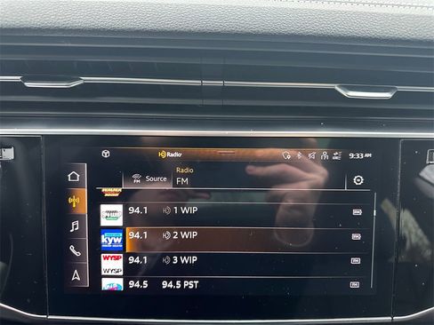 Used 2023 Audi Q8 Premium Plus w/ Premium Plus Package image 16