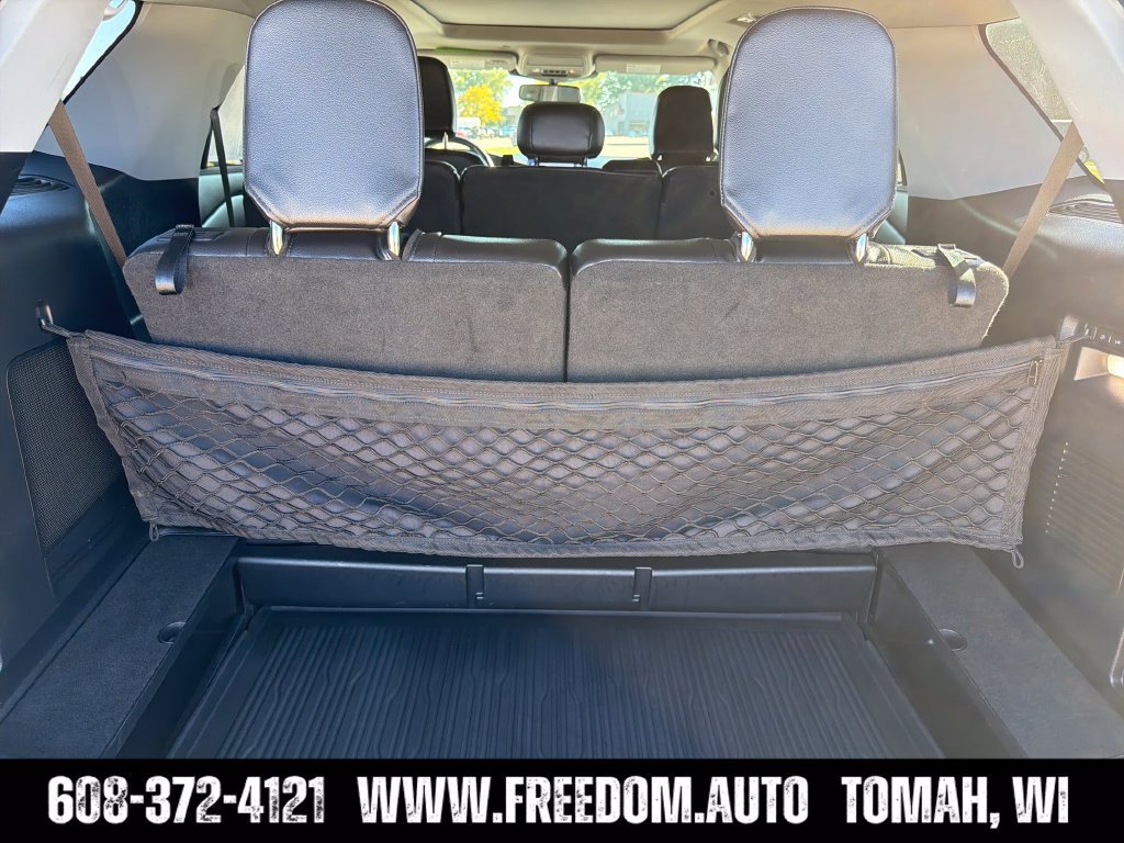 Used 2021 Ford Explorer Limited w/ Equipment Group 301A AWD/4WD image 29