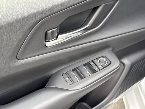 New 2026 Toyota Prius Plug-In Hybrid image 30