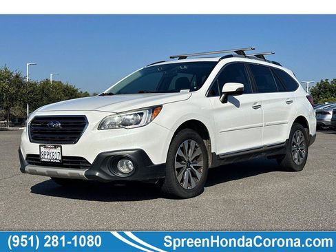Used 2017 Subaru Outback 3.6R Touring AWD/4WD image 1