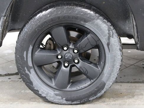 Used 2019 RAM 1500 Big Horn image 13