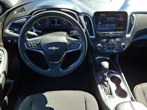Used 2024 Chevrolet Malibu LT FWD image 13