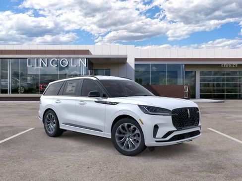 New 2026 Lincoln Aviator 2WD image 7