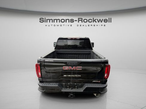 Used 2022 GMC Sierra 2500 AT4 image 6