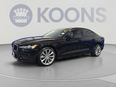 Used 2021 Volvo S60 T5 Momentum