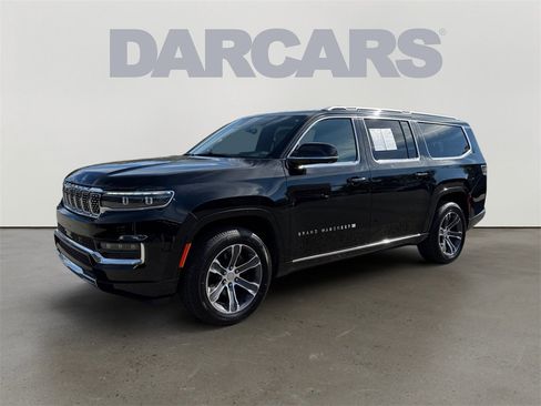 Used 2024 Jeep Grand Wagoneer L Base image 3