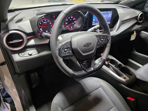 New 2026 Chevrolet Trax RS w/ Sunroof Package image 24