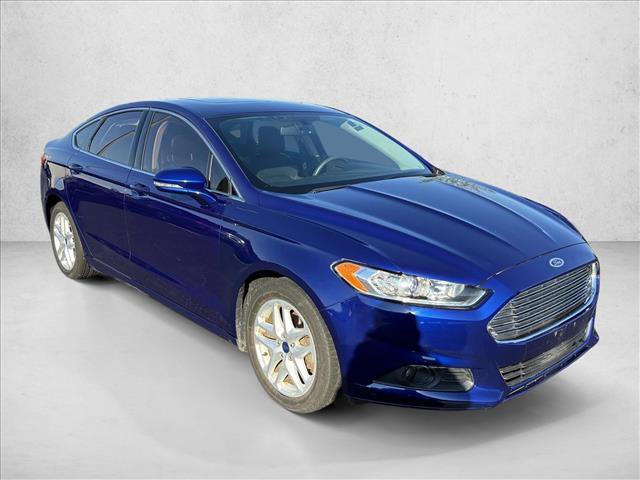 Used 2015 Ford Fusion SE w/ Equipment Group 202A FWD image 3