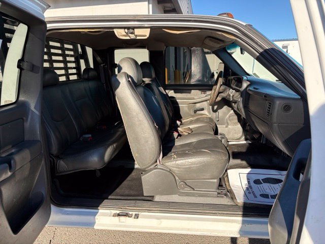 Used 2004 Chevrolet Silverado 3500 2WD Extended Cab w/ Heavy-Duty Power Package image 19