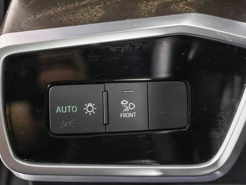 Used 2023 Audi A6 2.0T Premium image 28