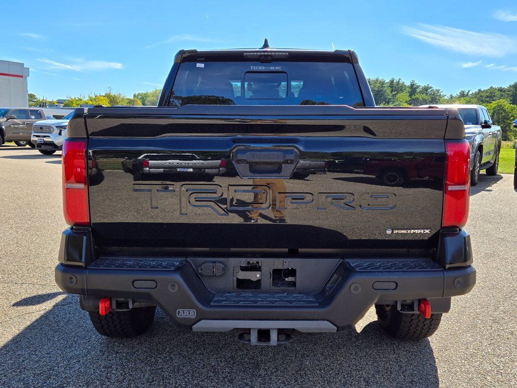 Used 2026 Toyota Tacoma TRD Pro AWD/4WD image 4
