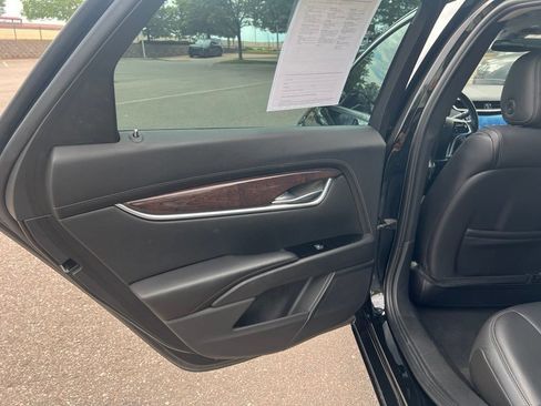 Used 2017 Cadillac XTS Luxury FWD image 15