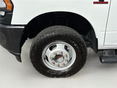 Used 2024 RAM 3500 Tradesman w/ Max Tow Package AWD/4WD image 30
