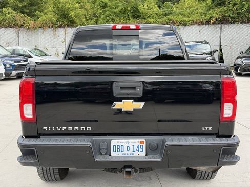 Used 2017 Chevrolet Silverado 1500 LTZ Z71 w/ LTZ Plus Package AWD/4WD image 7