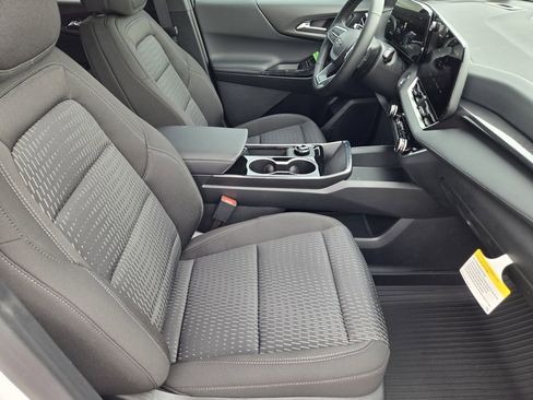 New 2026 Chevrolet Equinox LT w/ Midnight Edition image 11