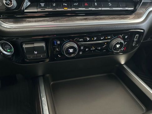 Used 2025 Chevrolet Silverado 2500 LTZ w/ LTZ Premium Texas Edition image 25