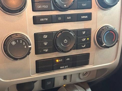 Used 2012 Ford Escape XLT AWD/4WD image 17