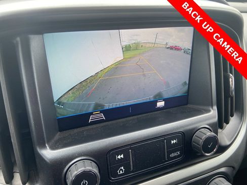 Certified 2022 Chevrolet Colorado LT w/ LT Convenience Package image 4