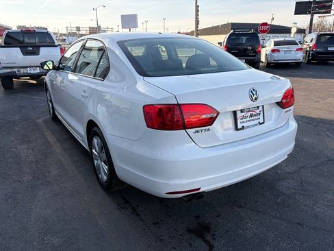 Used 2011 Volkswagen Jetta SE image 5