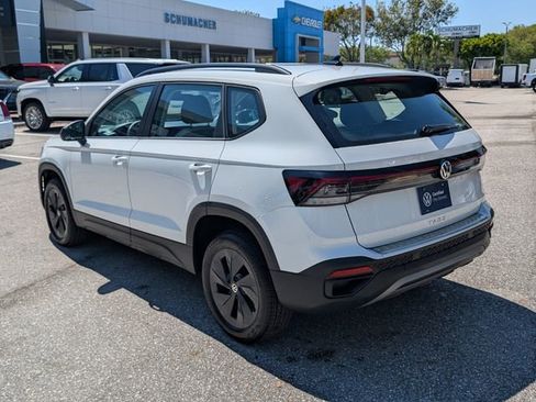 Used 2025 Volkswagen Taos S image 5