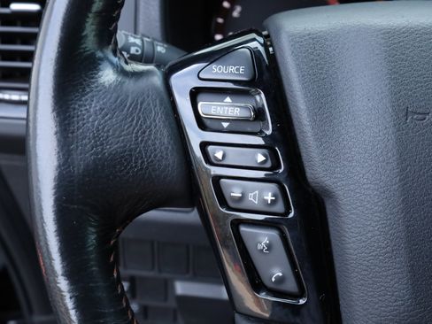 Used 2023 Nissan Frontier Pro-X w/ Technology Package image 21