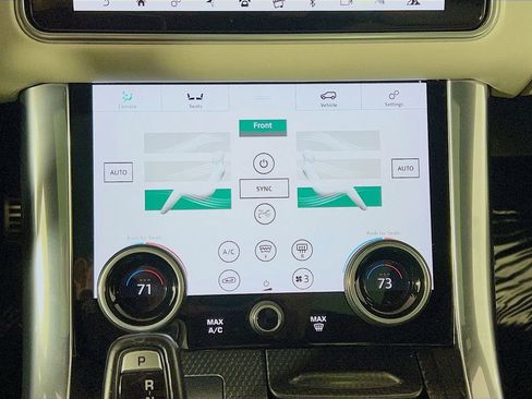 Used 2020 Land Rover Range Rover Sport HST image 16