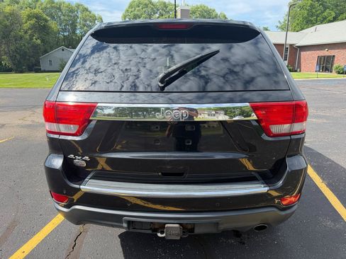 Used 2011 Jeep Grand Cherokee Overland AWD/4WD image 6