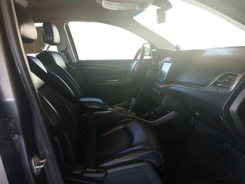 Used 2016 Dodge Journey Crossroad FWD image 15