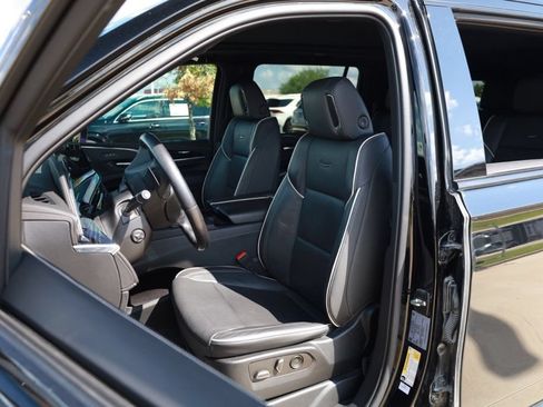 Used 2022 Cadillac Escalade ESV Sport w/ Touring Package RWD image 20