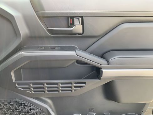 New 2025 Toyota Tacoma SR5 image 19