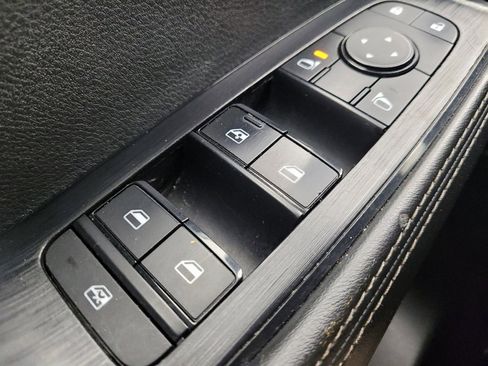 Used 2021 Nissan Rogue SV AWD/4WD image 27
