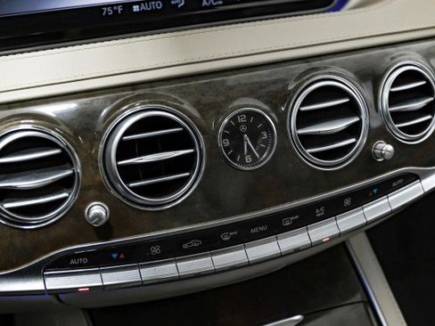 Used 2017 Mercedes-Benz S 550 4MATIC PREMIUM PKG WARMTH & CO image 28