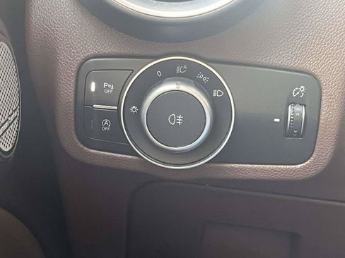 Used 2019 Alfa Romeo Stelvio Ti Sport w/ Quick Order Package 22S Sport AWD/4WD image 31