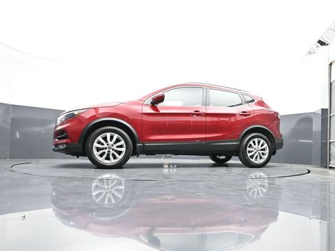 Certified 2022 Nissan Rogue Sport SV AWD/4WD image 48