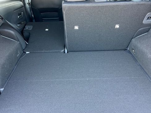 New 2025 Nissan Kicks SR w/ Illumination Package FWD image 12