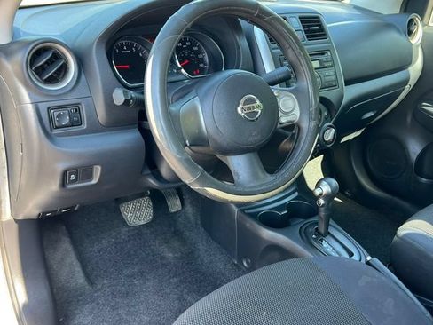 Used 2013 Nissan Versa SV FWD image 15