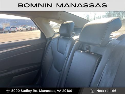 Used 2018 Ford Fusion Titanium image 5