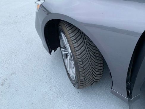 Used 2018 Honda Accord EX image 22